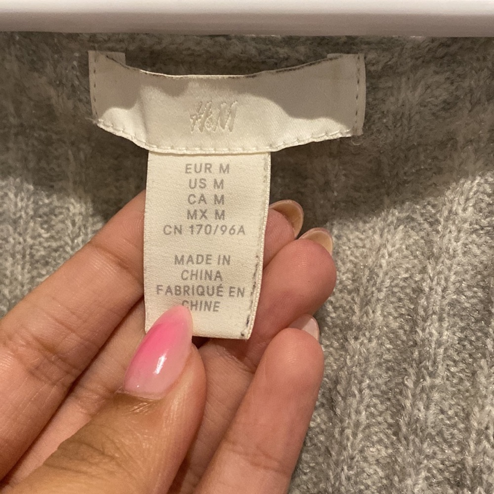 H&M Button Sweater - Picture 2 of 3